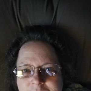 Meet your Posher, Cynthia